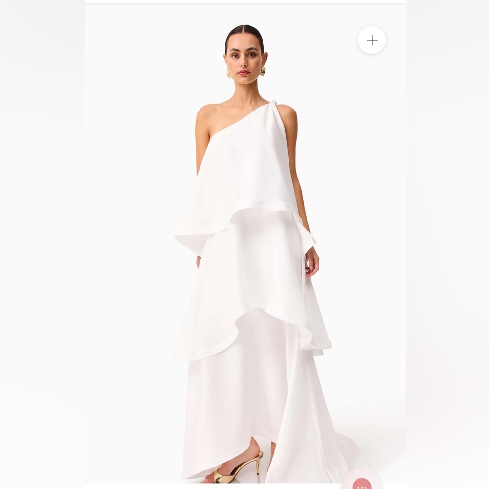 Elliatt Tilly One Shoulder Maxi Dress in White